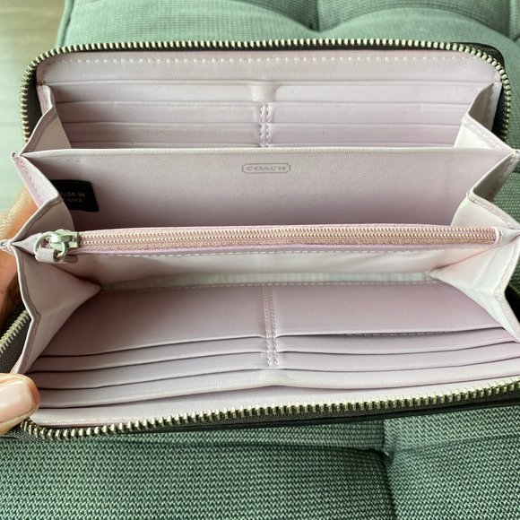 Coach Pebbled Leather Zip Wallet Dark brown - Picture 4 of 5